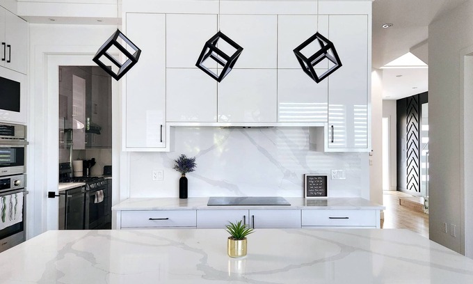 Willoughby House | š” Modern Home for Cozy Enjoyable Vacation near Langley Events Centreā¼ļø