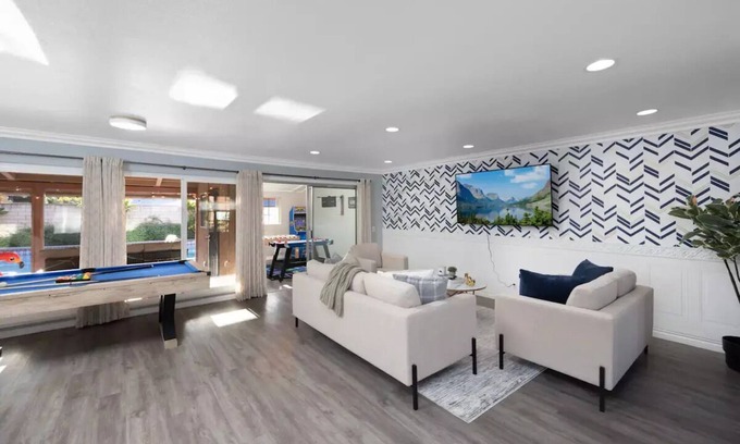 Hacienda Heights House | Modern Home Near Disney Perfect for family