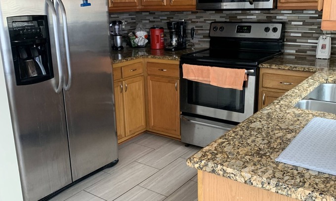 Norfolk House | Modern home prefect 5mins from Downtown Norfolk