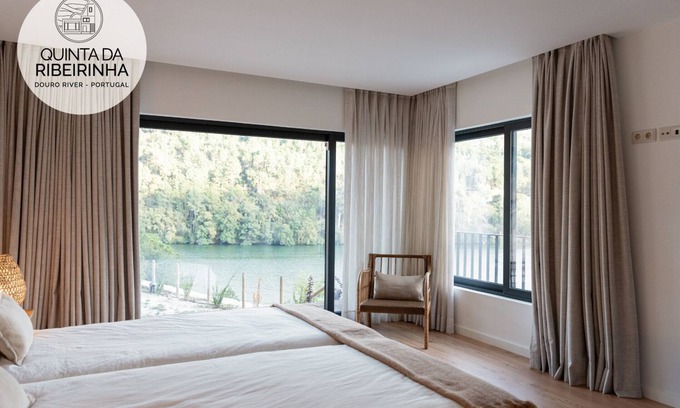 Cinfaes House | Modern house near waterfall with fluvial beach and amazing view over Douro river