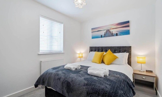 Camborne House | Modern House nr Gwithian Beach & St Ives