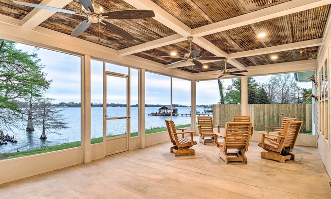 St. Joseph House | Modern Lake House on Lake Bruin: Pier & Boat Slip!