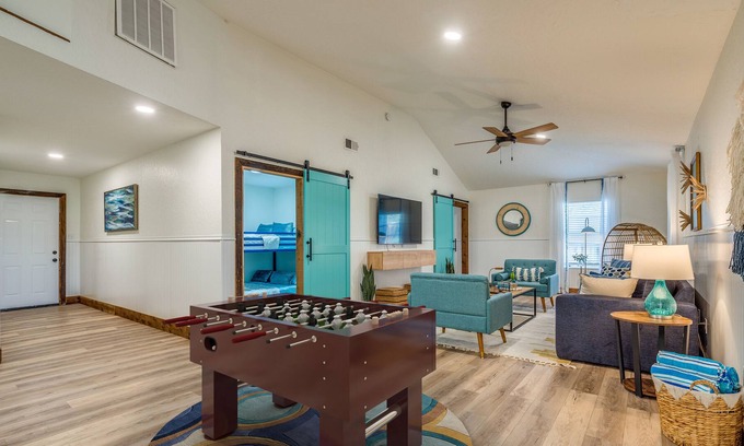 Lavon House | Modern Lake House with HOT TUB & Gameroom
