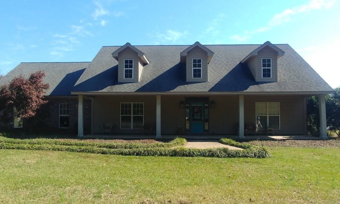Starkville House | Modern Living in Country Setting