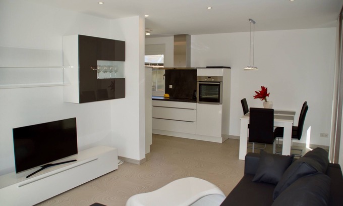 Offenburg Apartment | Modern living in Offenburg (EuropaPark, Strasbourg, Baden-Baden, Schwarzwald)