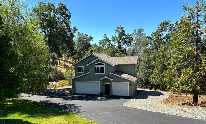 Placerville House | Modern Living in the Country - Placerville, CA