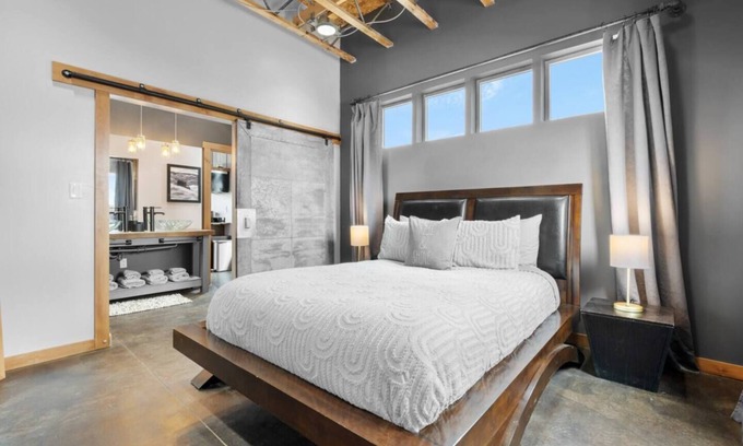 Butte House | Modern Loft in Butte, America Garage Parking
