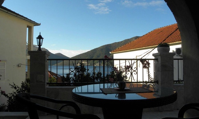 Strp Apartment | Modern, luxury apartment situated in the heart of Bay of Kotor