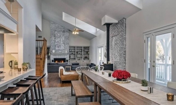 Ojai Other | Modern Luxury Farmhouse Retreat on 10acres -Yoga Studio -hosts 16