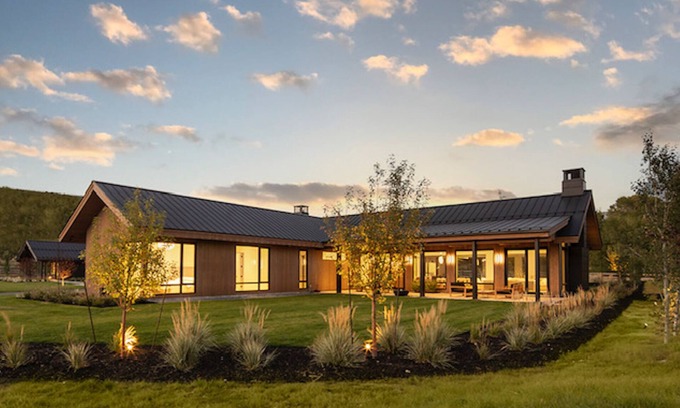 Park City House | Modern Luxury - Steps to the Provo River