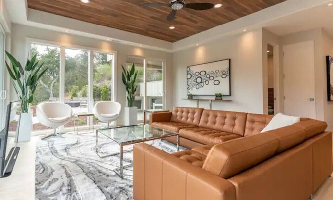 Monterey House | Modern Luxury - Carmel