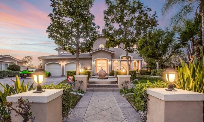 Chatsworth House | Modern Luxury Villa with private pool & spa in a gated community!