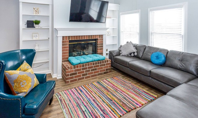 Madison House | Modern Madison Townhouse