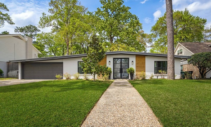 Memorial House | Modern Mid-Century Renovation
