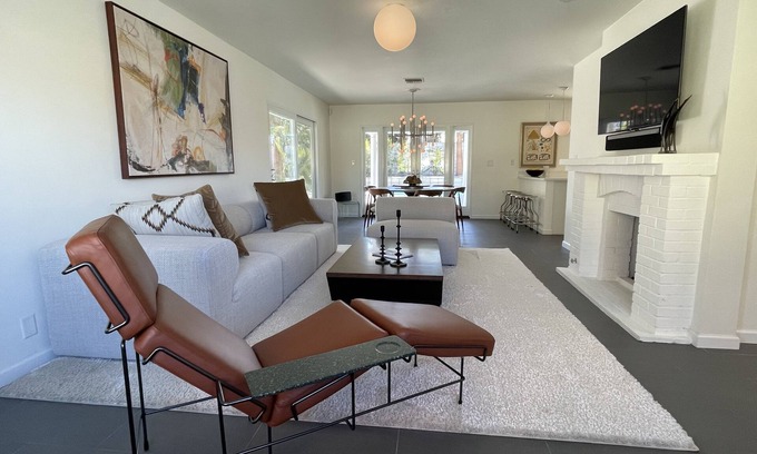 Araby House | Modern midcentury home Palm Springs with heated pool