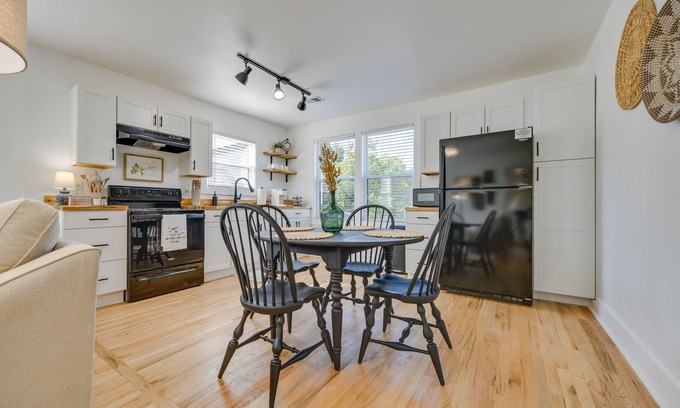 Milledgeville Cottage | Modern Milledgeville Getaway: Walk to Downtown!
