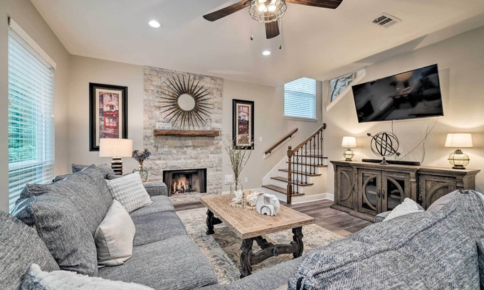 Montgomery House | Modern Montgomery Home w/Backyard, Deck, & Grill