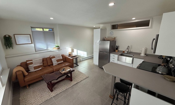 Los Gatos Apartment | Modern Mountain Guest Suite