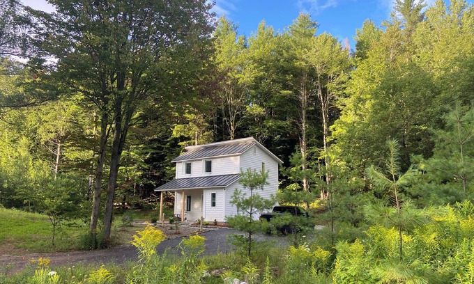Johnson House | Modern Mountain Home Near Smugglers’ Notch & Stowe