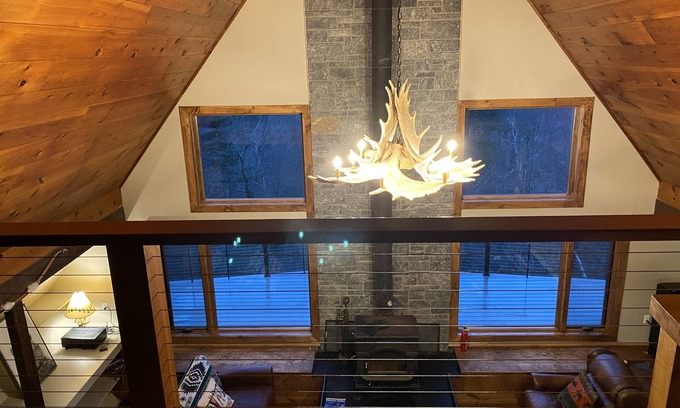 East Dorset House | Modern mountain home - Spectacular Summer Horse Festival location HITS