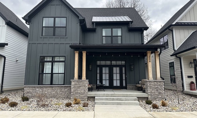Jeffersonville House | Modern New 3bd/3.5ba Close To Everything!