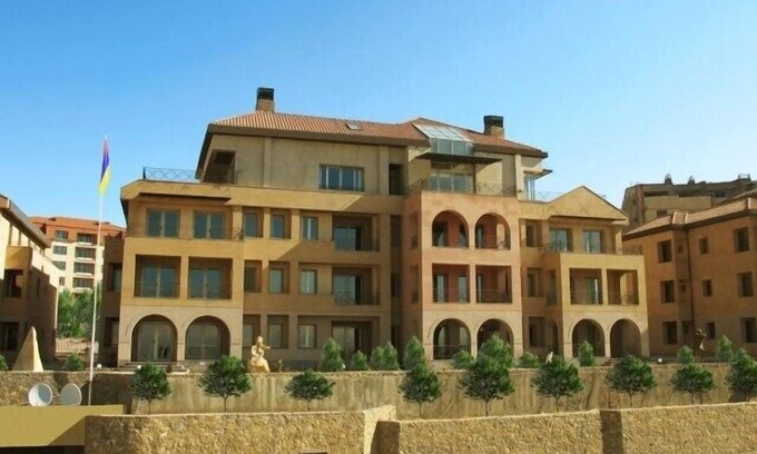 Kentron Apartment | Modern New Apartment in Yerevan-Minutes away from Cascade- 24h secured Complex