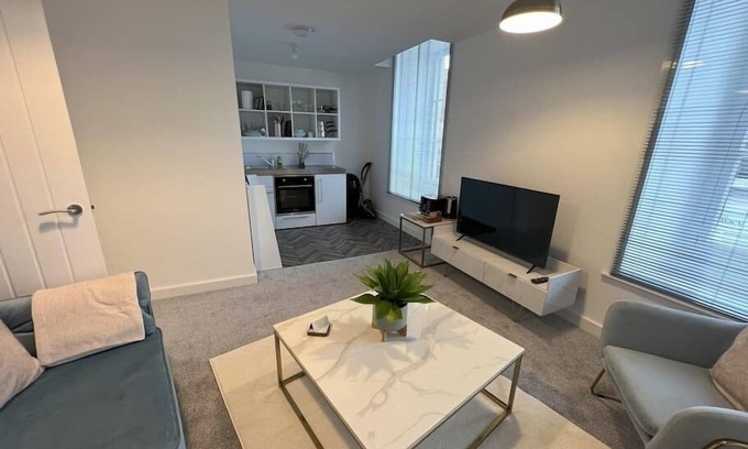 Worksop Apartment | Modern newly refurbished apartment in the heart of Sherwood Forest, Worksop.