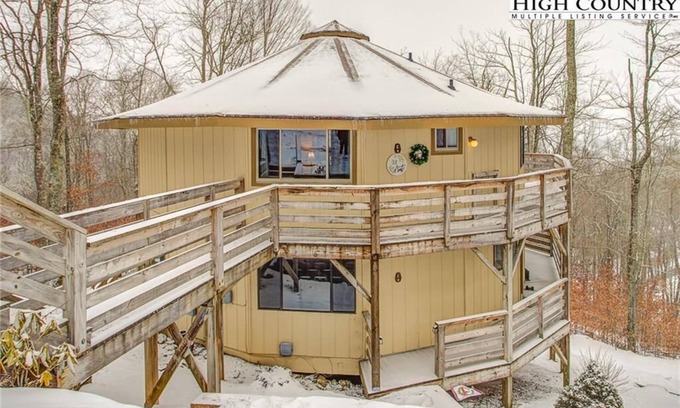 Sugar Mountain Condo | Modern newly updated cabin style condo awaits you
