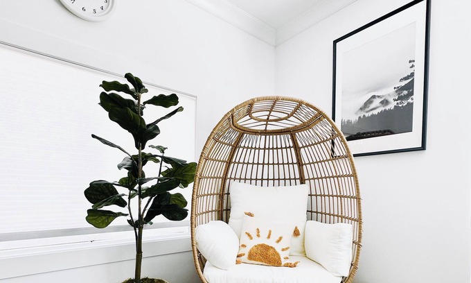 Beverly Hills House | Modern Oasis walking distance to Birmingham