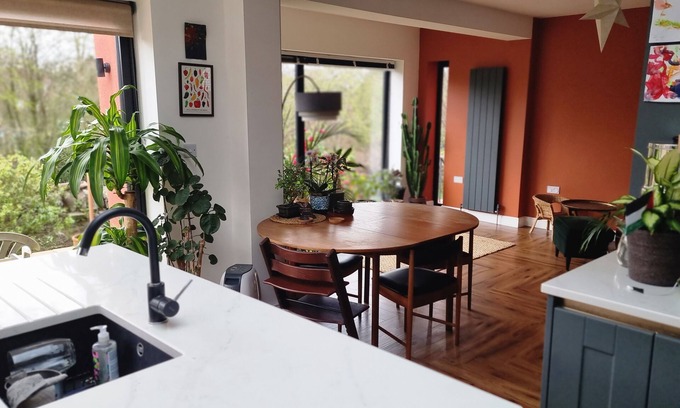 Fishponds House | Modern peaceful bungalow with tranquil garden next to Bristol/Bath cycle path