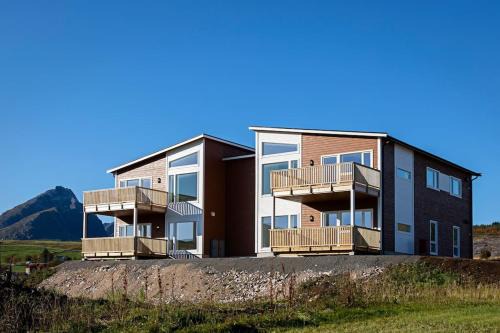 Vestvagøy Apartment | Modern penthouse with amazing view!