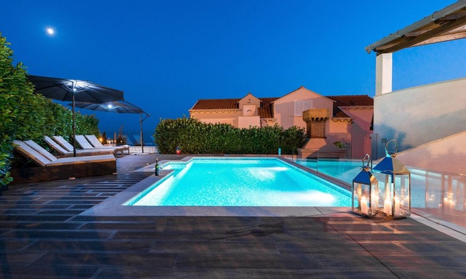 Gornji Kono Villa | Modern Penthouse with the Heated Swimming Pool And a Sea View