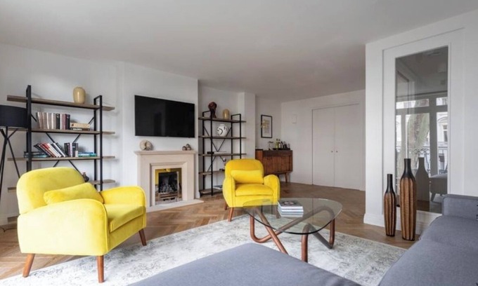 South Kensington House | Modern, Pristine 4bed 3bath, South Kensington