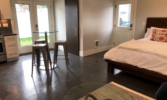 Coeur d'Alene Apartment | Modern Private Access 1 Bed Studio Downtown Coeur d'Alene Idaho