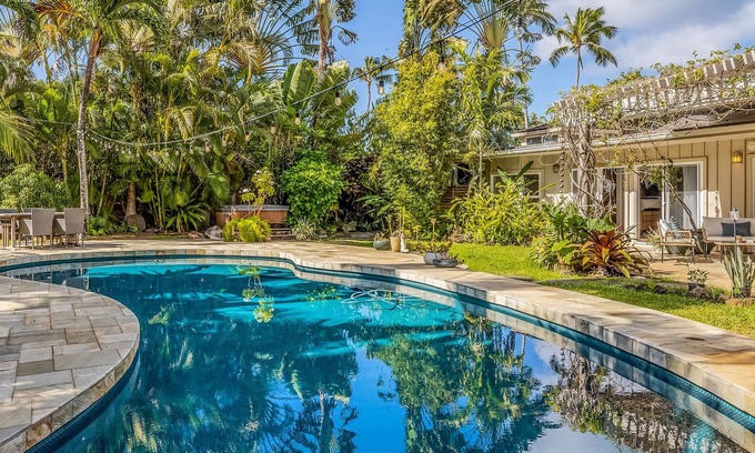 Portlock House | Modern Private Oasis w/ Private Pool/Hot Tub, Sauna, AC & BBQ: Hale Ho'omaha