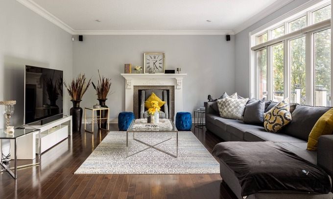 London House | MODERN & QUIET 4-BEDROOM HOME WITH A PATIO/WALKOUT-5min drive to Masonville Mall