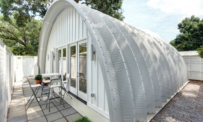 Abercorn Heights Apartment | Modern Quonset Hut in Midtown Savannah