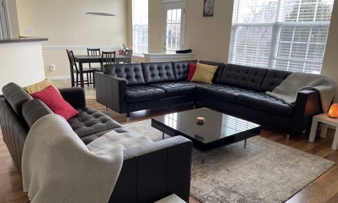 High Point House | Modern, Relaxing, Peaceful home near Furniture Market and High Point University