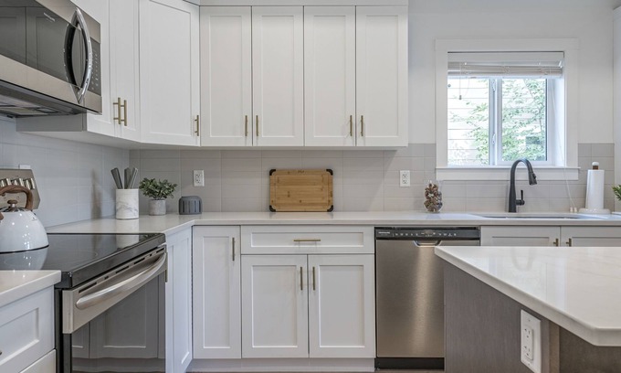Vernon Condo | Modern Scandinavian Designed Condo