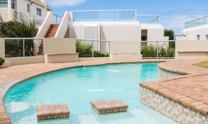 Summerstrand Apartment | Modern Seaview Apartment