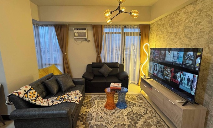 Socorro Condo | Modern & Spacious 2BR 68 sqm Condo in Manhattan Heights Pool View