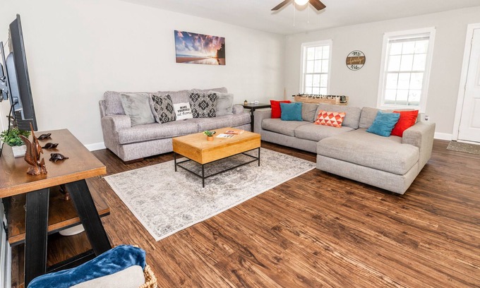 Parkland House | Modern&Spacious 4BD House w/ Patio