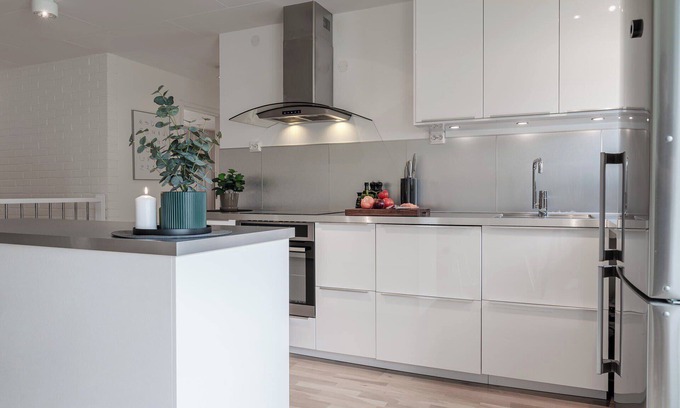 Lulea House | Modern Spacious 4BR Town House, Sauna, 7 Beds