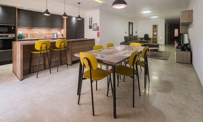 Luqa Apartment | Modern, spacious and easily accessible apartment in Luqa, Malta sleeps up to 6