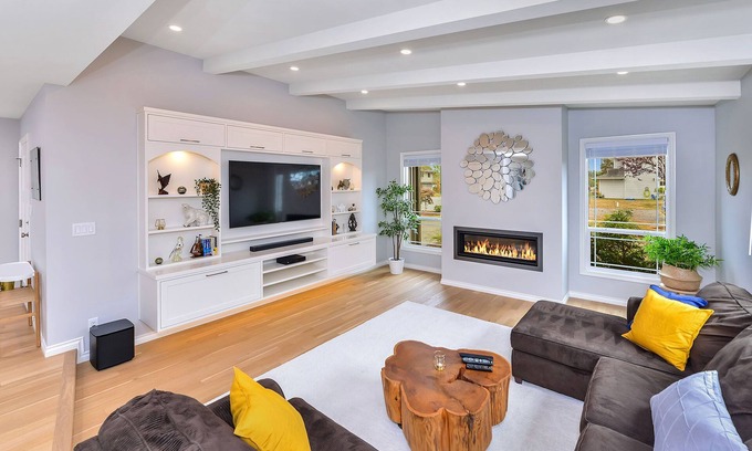 Sidney House | Modern Spacious Luxury Home