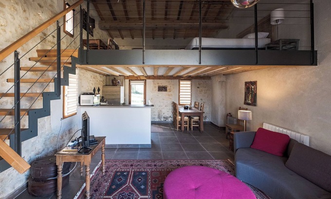 Soyaux House | Modern, spacious, original stone, garden, communal pool, BBQ