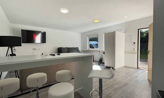 Oberboihingen Apartment | Modern Studio Sleep 5