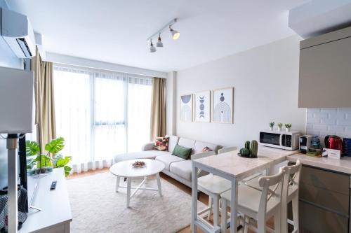 Uludag Apartment | Modern Stylish 2br Apt, Near Eyp Sultan Mosque