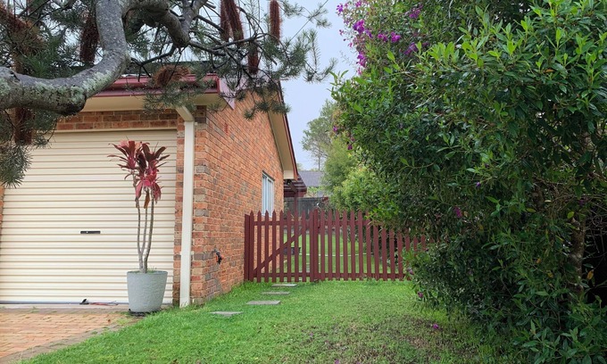 Mount Colah House | Modern Stylish Getaway with Stunning garden view Granny Flat in MC 2079