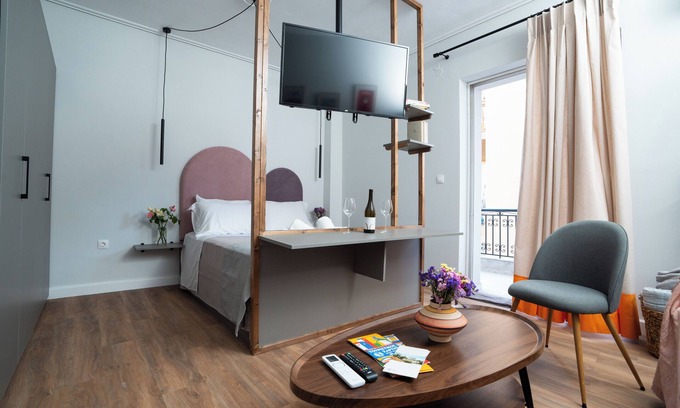 Tripoli Apartment | Modern & Sunny apartment with Garden View in the heart of the city center NYX 1